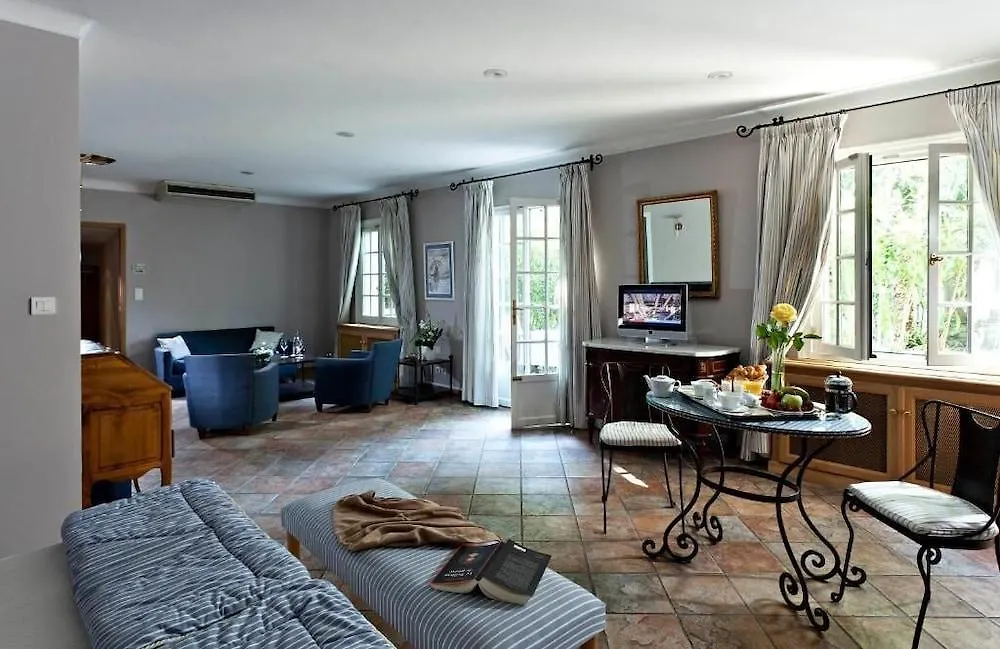 Hotel La Magnaneraie Villeneuve-lès-Avignon