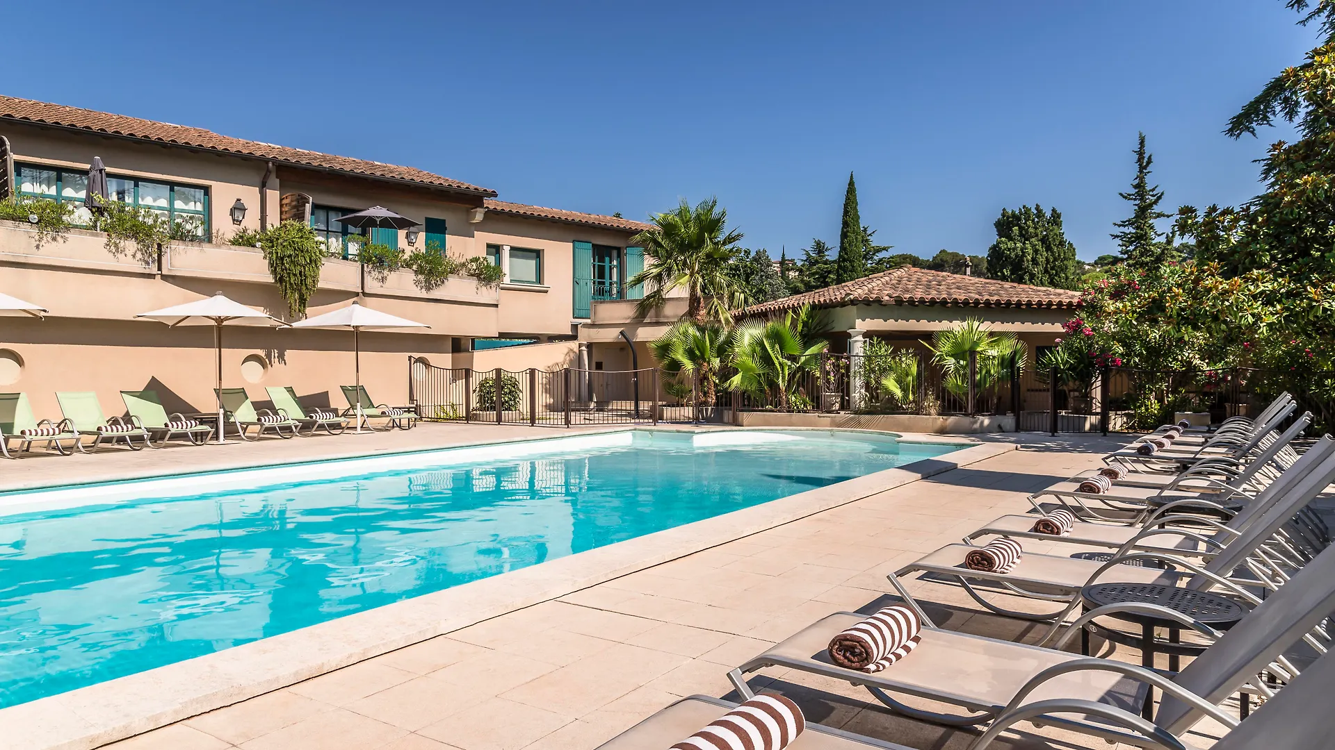 Hotel Najeti Hôtel la Magnaneraie Villeneuve-lès-Avignon